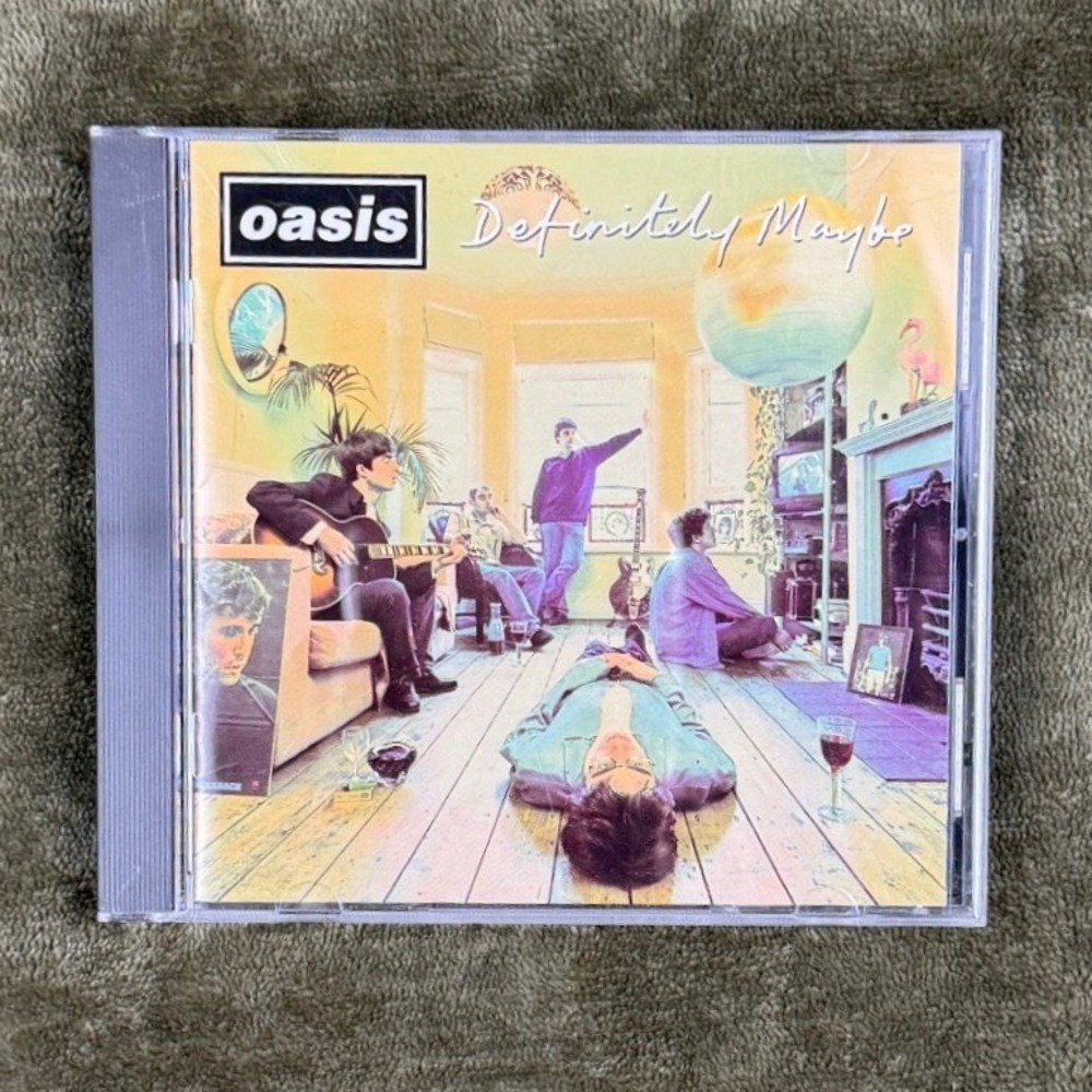 Oasis Definitely Maybe CD 1994 Epic Records Britpop Rock Album EK 66431